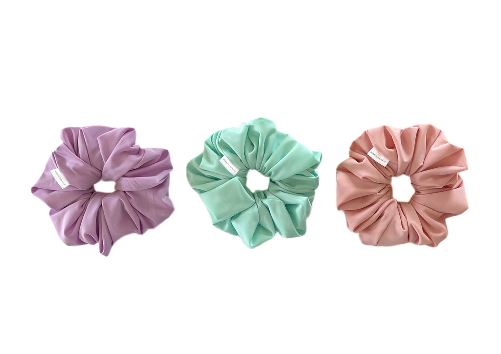 Magnolia Scrunchie